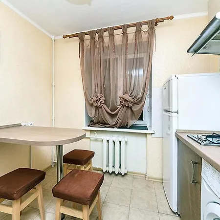 Центр,1К Квартира М.Кловская Kyiv Exterior photo